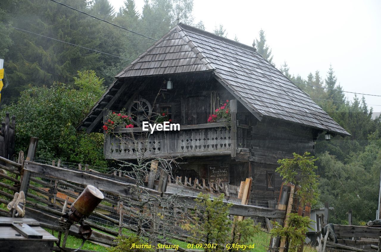 TRADITIONAL BUILDING AGAINST SKY