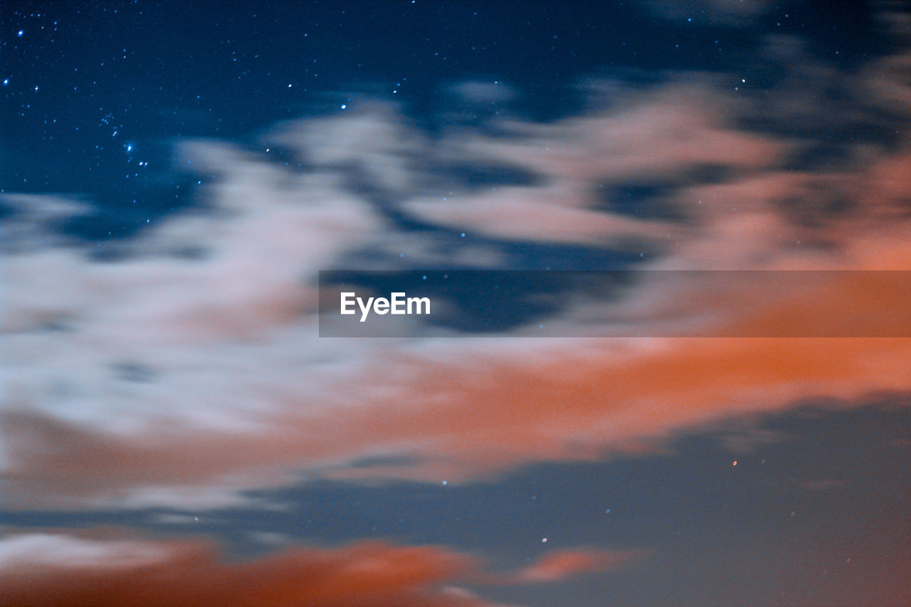 SCENIC VIEW OF SKY AT NIGHT
