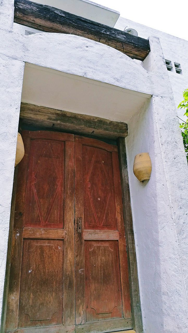 DOOR OF BUILDING