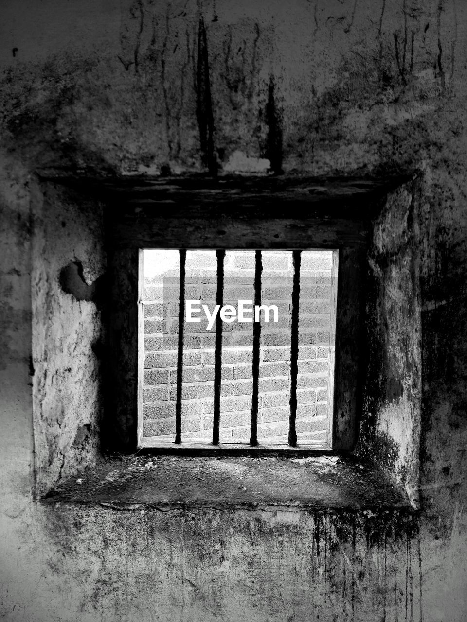 black, darkness, window, white, black and white, architecture, monochrome, monochrome photography, built structure, abandoned, old, no people, light, house, damaged, wall, wall - building feature, building, day, indoors, weathered, rundown, decline, iron, deterioration, bad condition, history, prison