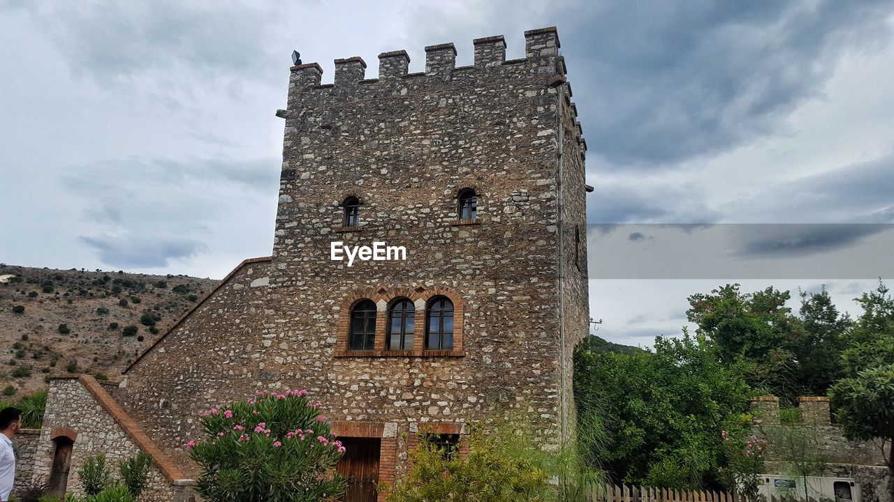 VIEW OF CASTLE AGAINST SKY