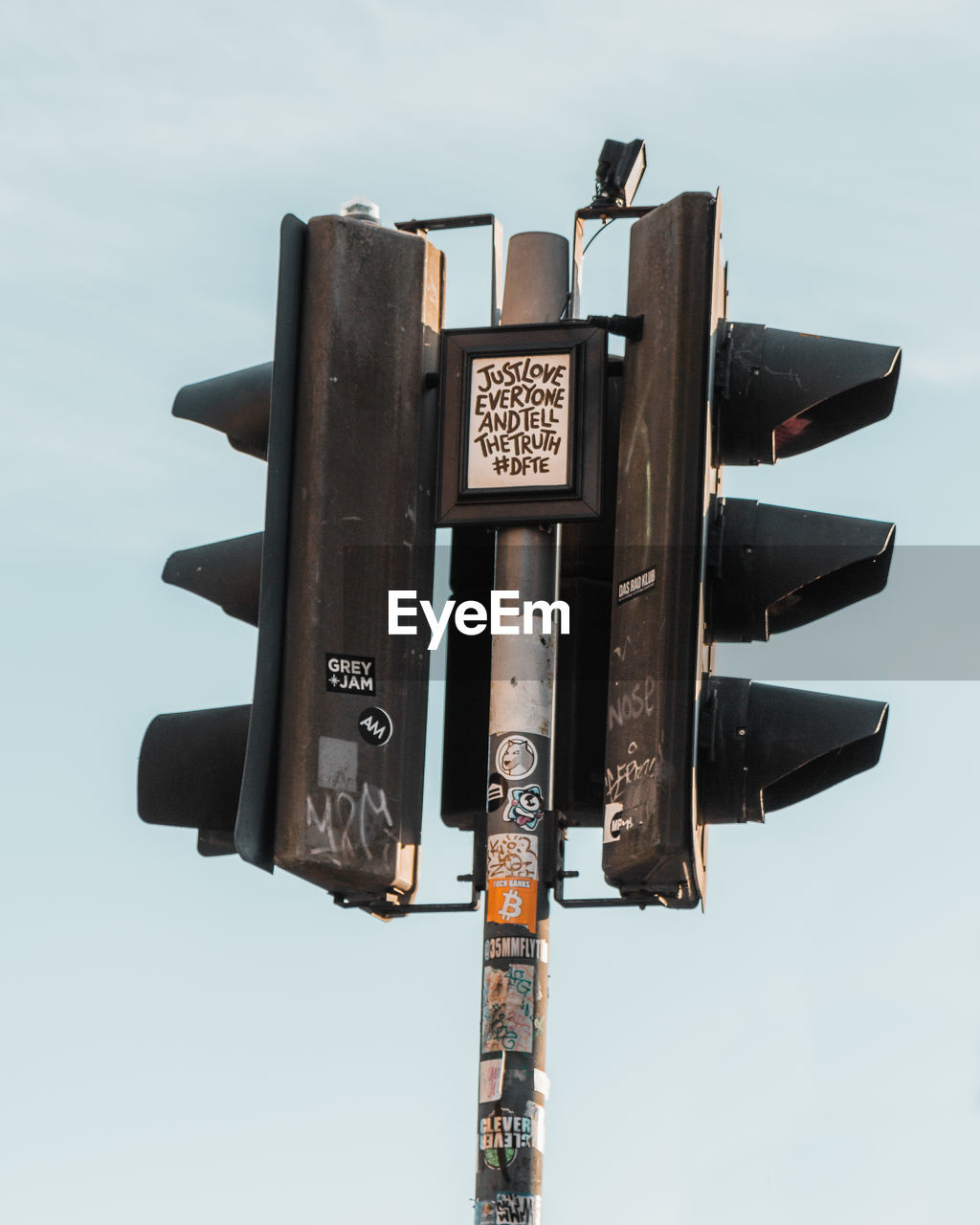 LOW ANGLE VIEW OF SIGN AGAINST CLEAR SKY