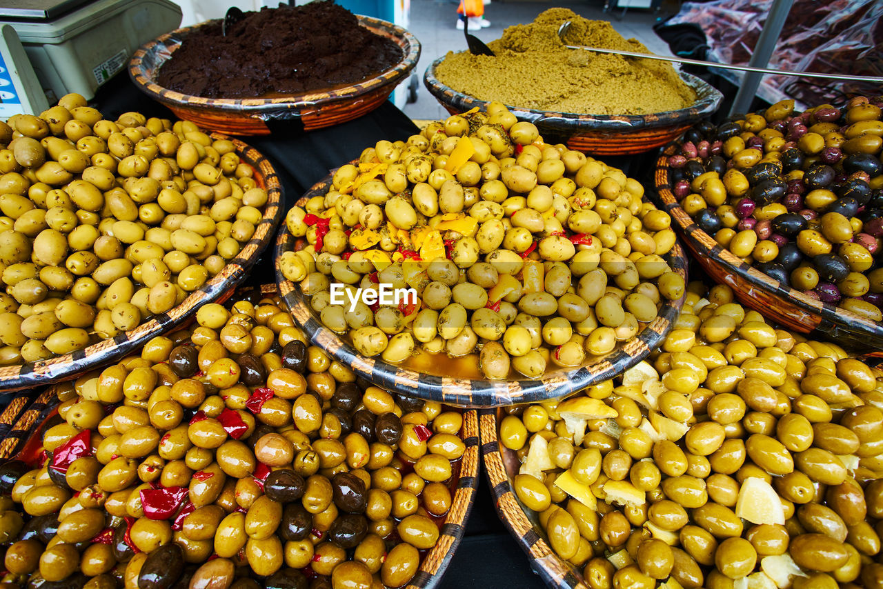 HIGH ANGLE VIEW OF FRUITS FOR SALE AT MARKET