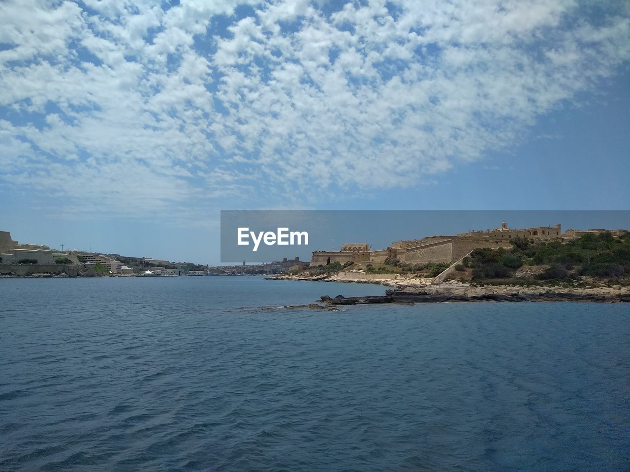 PANORAMIC SHOT OF SEA AGAINST SKY