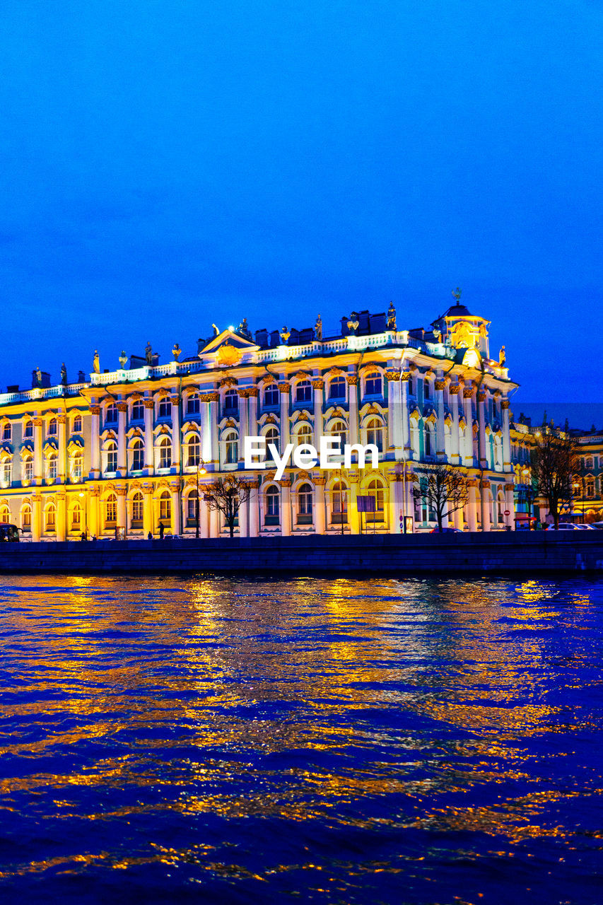 BUILDINGS WITH WATERFRONT