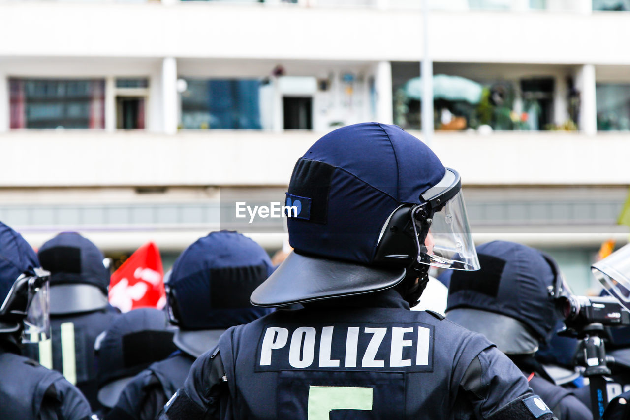 Police force against building in frankfurt