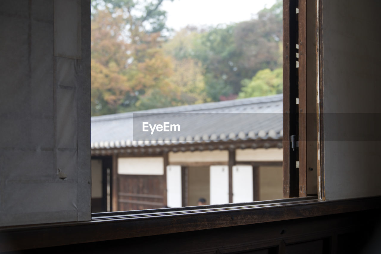 VIEW OF HOUSE WINDOW