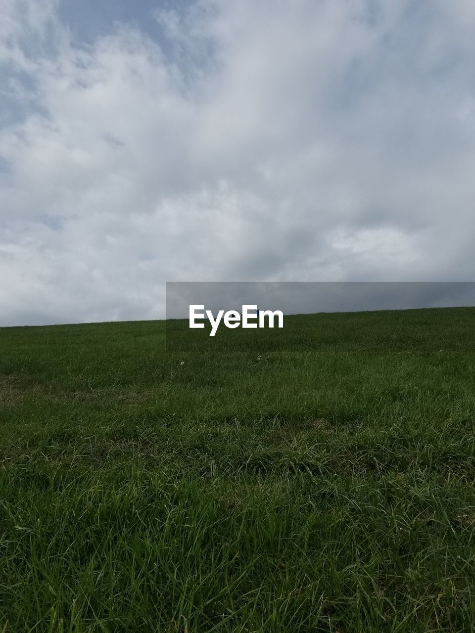 SCENIC VIEW OF LAND AGAINST SKY