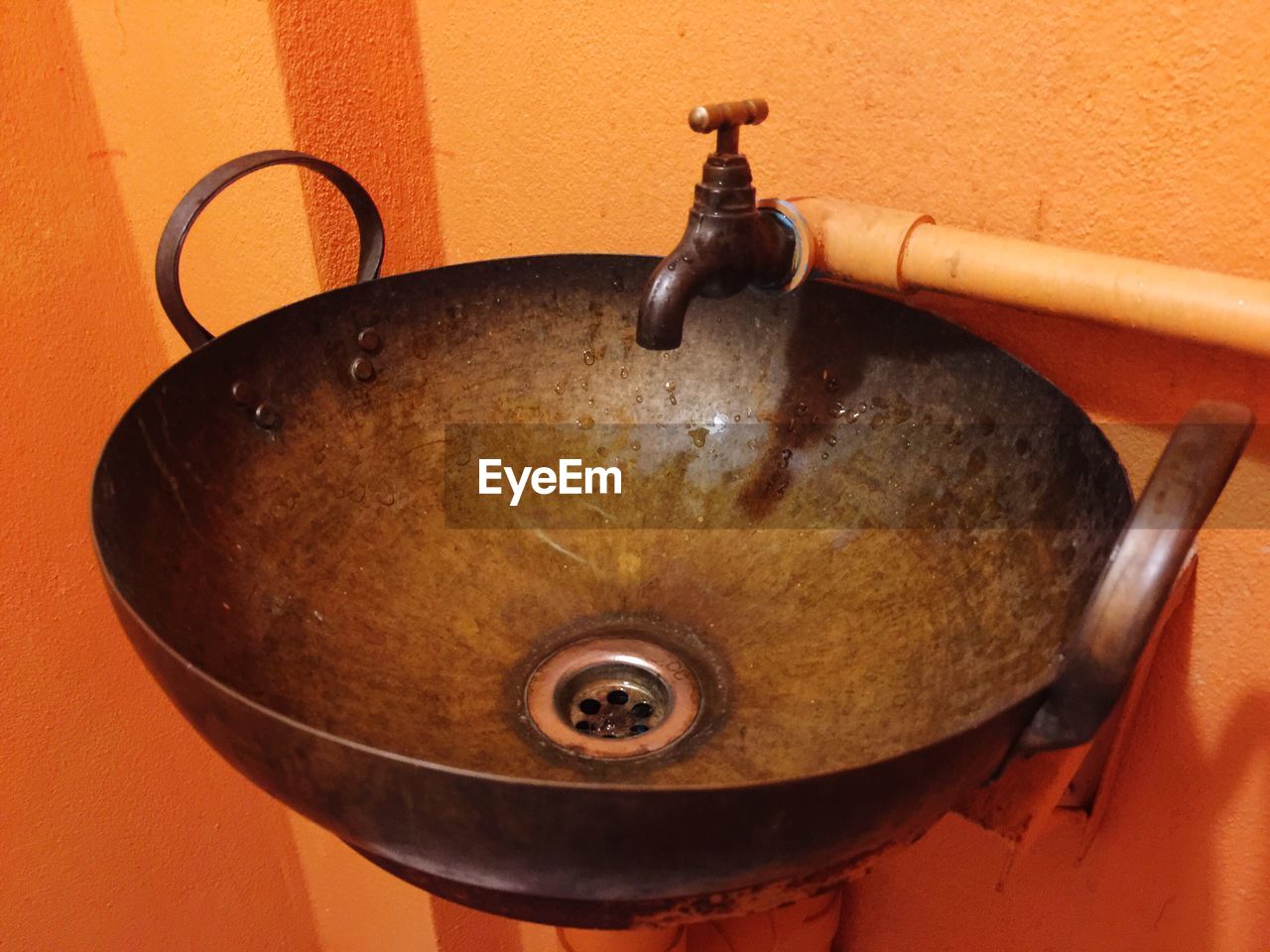 CLOSE-UP OF SINK IN KITCHEN