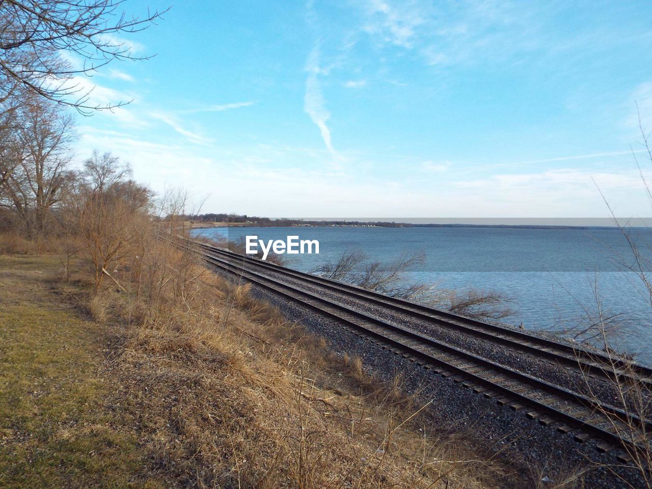 PANORAMIC SHOT OF SEA AGAINST SKY