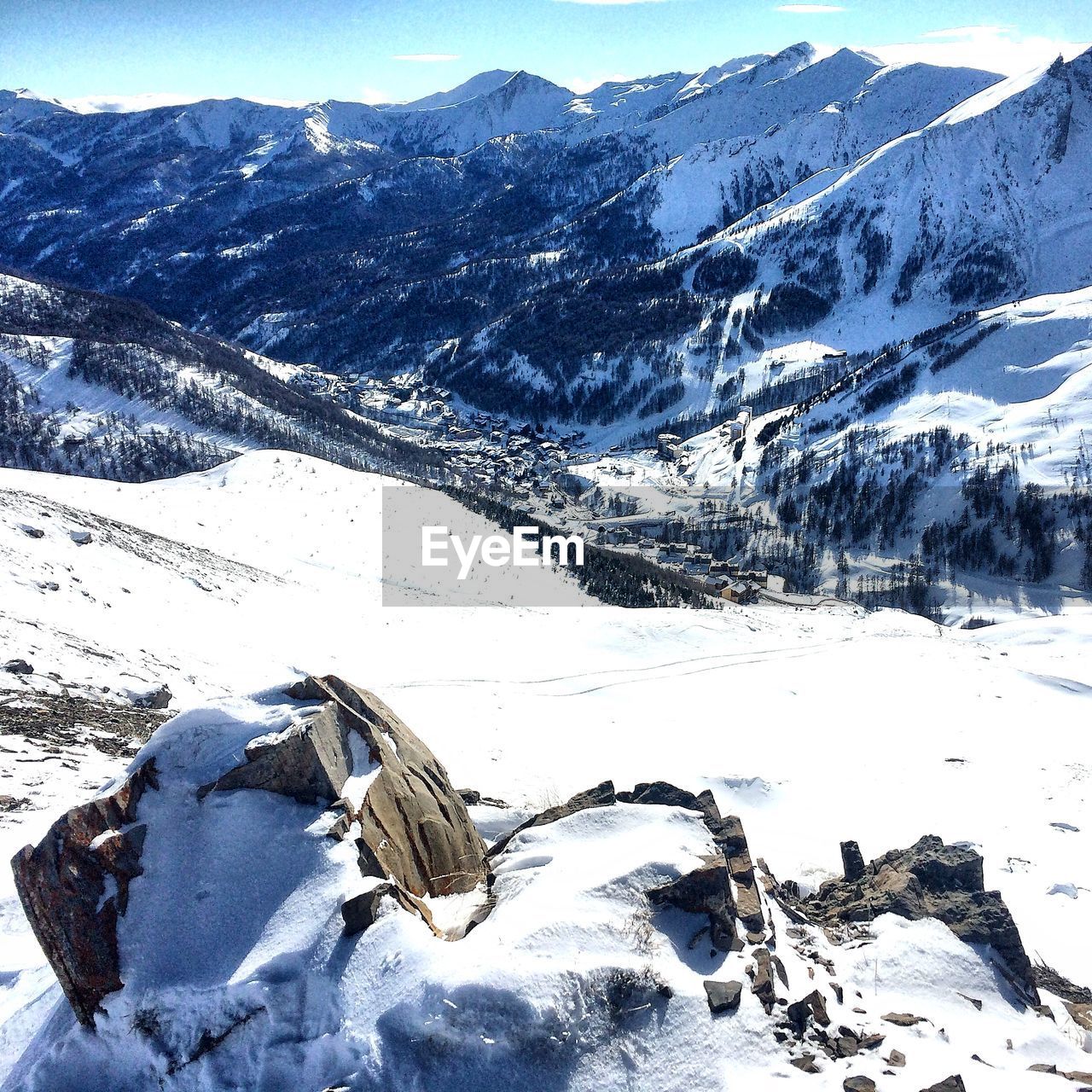 SCENIC VIEW OF SNOW COVERED MOUNTAINS