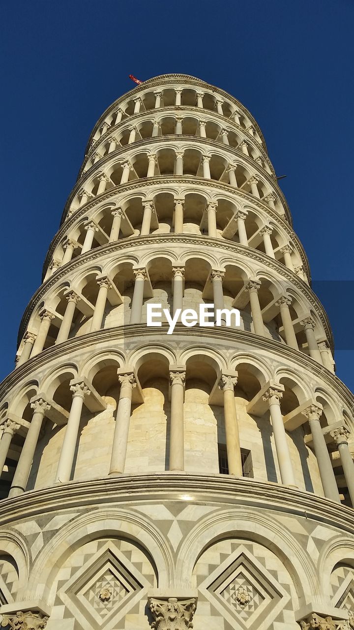 LOW ANGLE VIEW OF HISTORICAL BUILDING AGAINST SKY