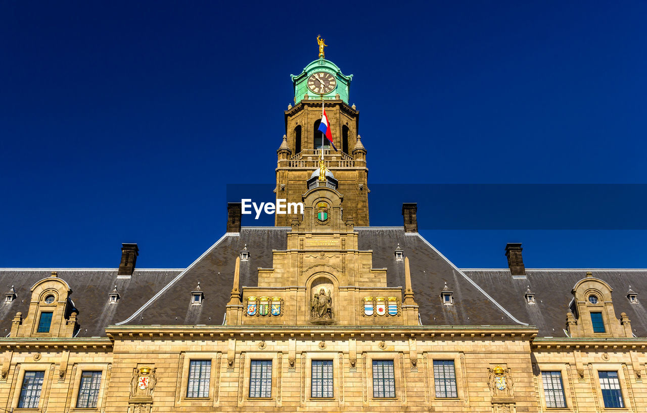 LOW ANGLE VIEW OF A BUILDING