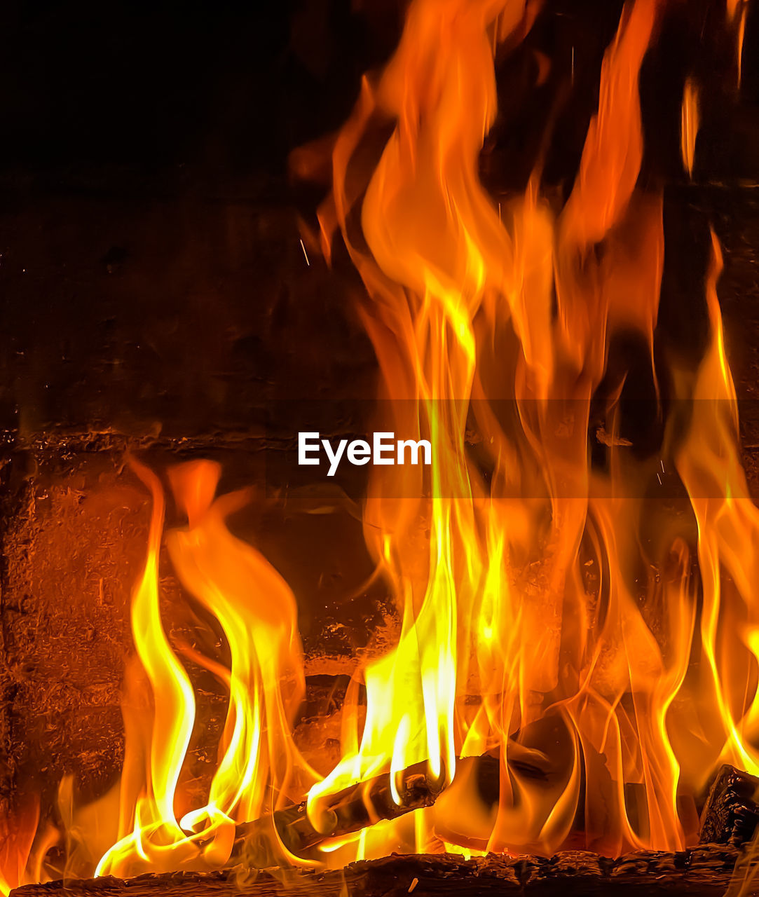burning, fire, flame, heat, nature, orange color, campfire, fireplace, no people, yellow, communication, bonfire, sign, motion, glowing, night, warning sign, wood, font, close-up, red