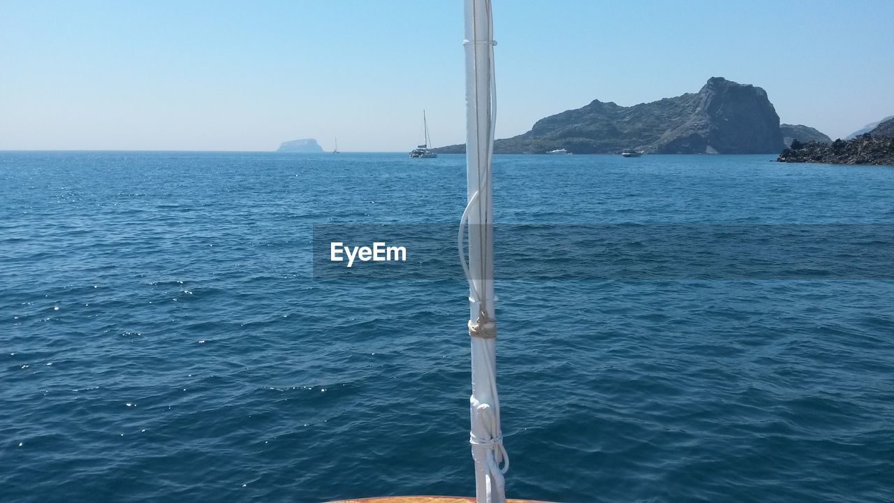 SCENIC VIEW OF CALM SEA AGAINST SKY