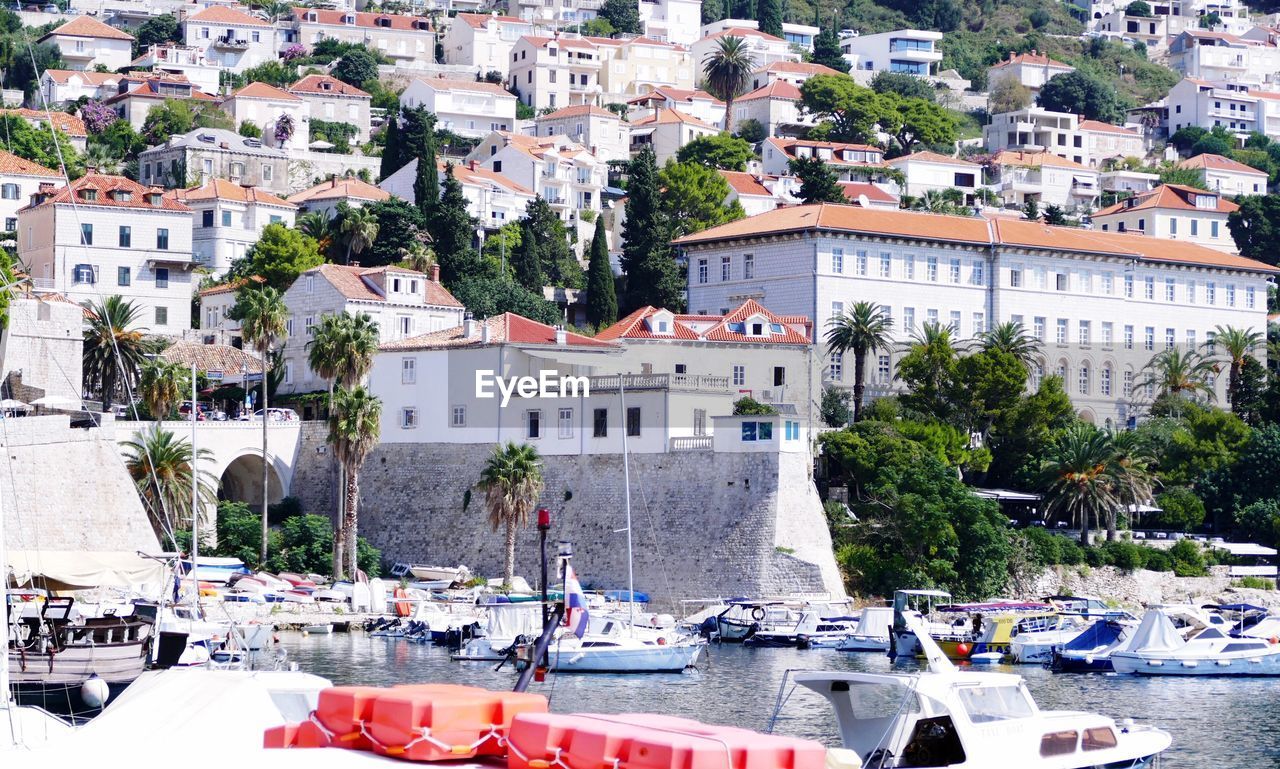 VIEW OF RESIDENTIAL BUILDINGS