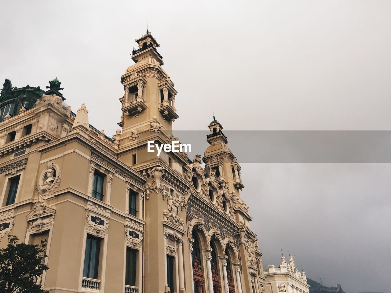 LOW ANGLE VIEW OF CHURCH AGAINST SKY