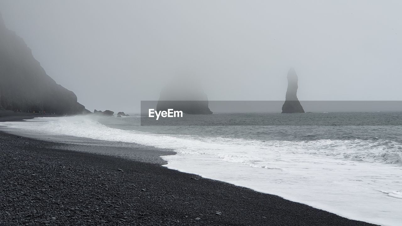 PANORAMIC SHOT OF SEA AGAINST SKY