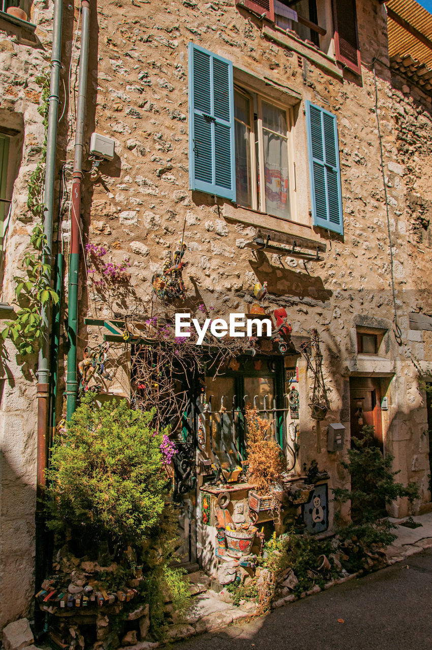 Close-up of door house and plants in vence, in the french provence.