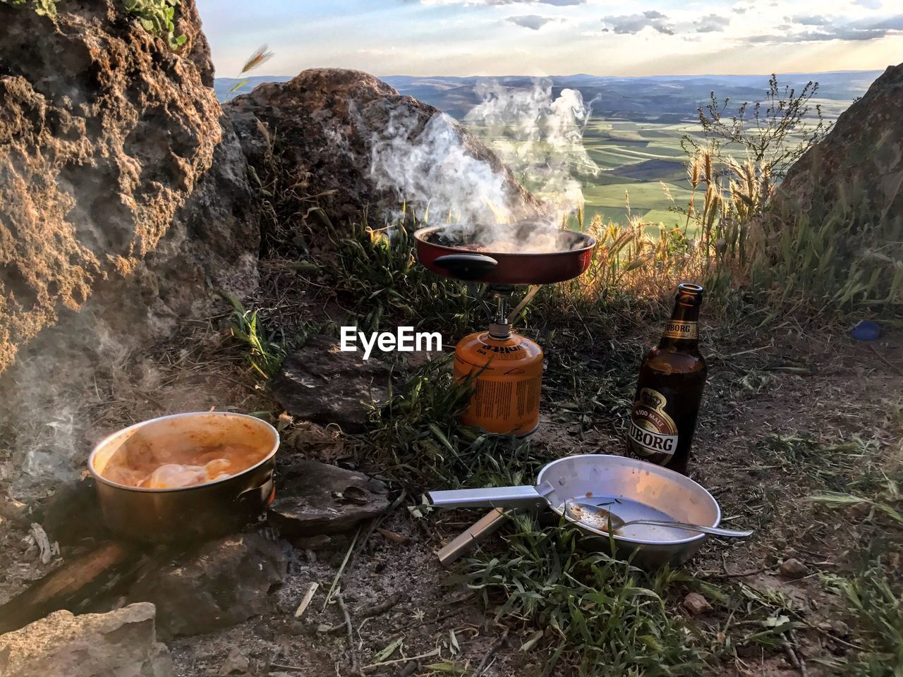 HIGH ANGLE VIEW OF FOOD ON SHORE