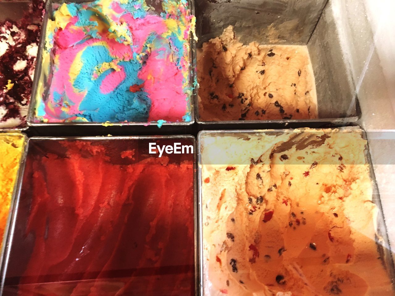 CLOSE-UP OF MULTI COLORED FOOD
