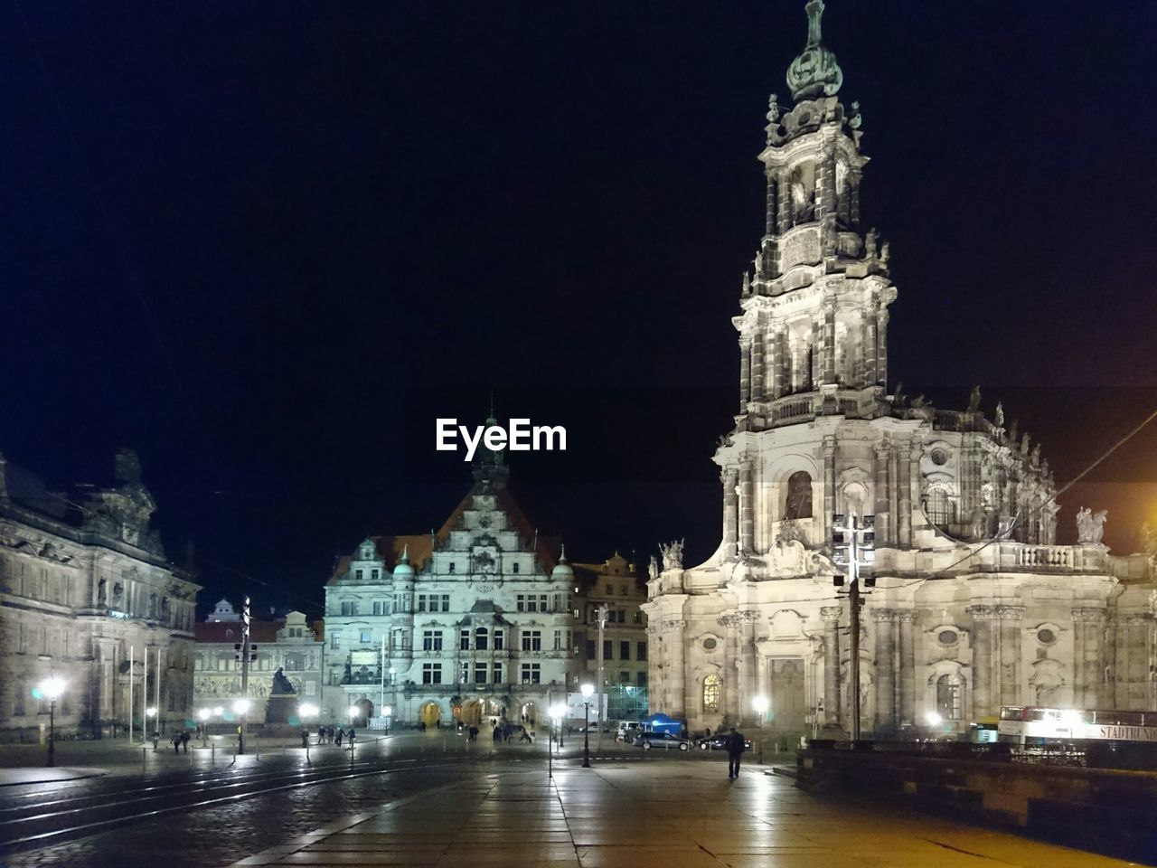 ILLUMINATED BUILDING AT NIGHT