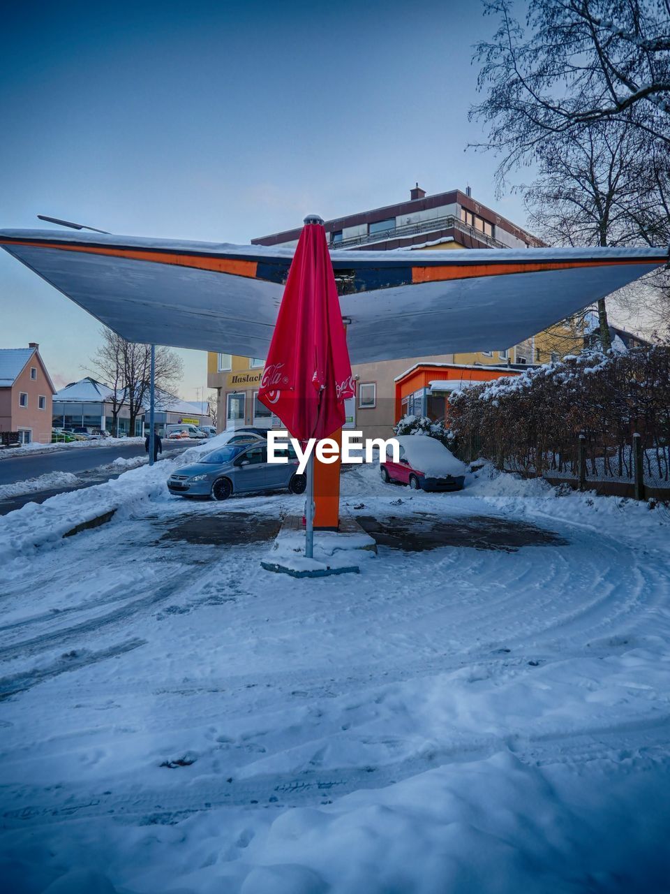 VIEW OF SNOW COVERED LANDSCAPE