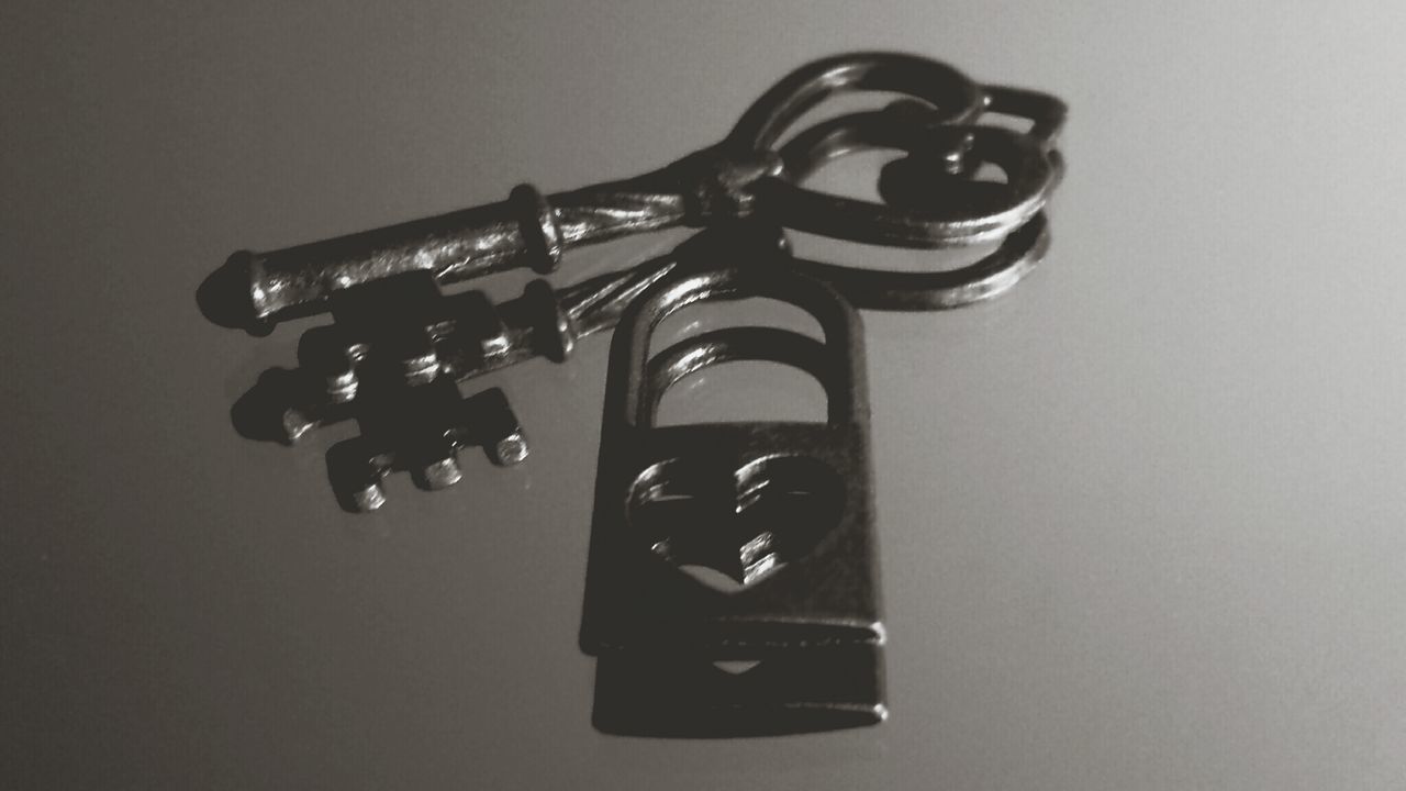 Skeleton key and padlock