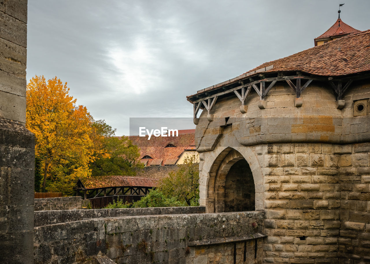 VIEW OF OLD BUILDING