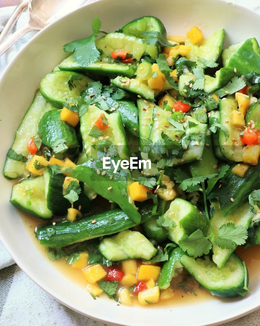 HIGH ANGLE VIEW OF CHOPPED SALAD IN BOWL