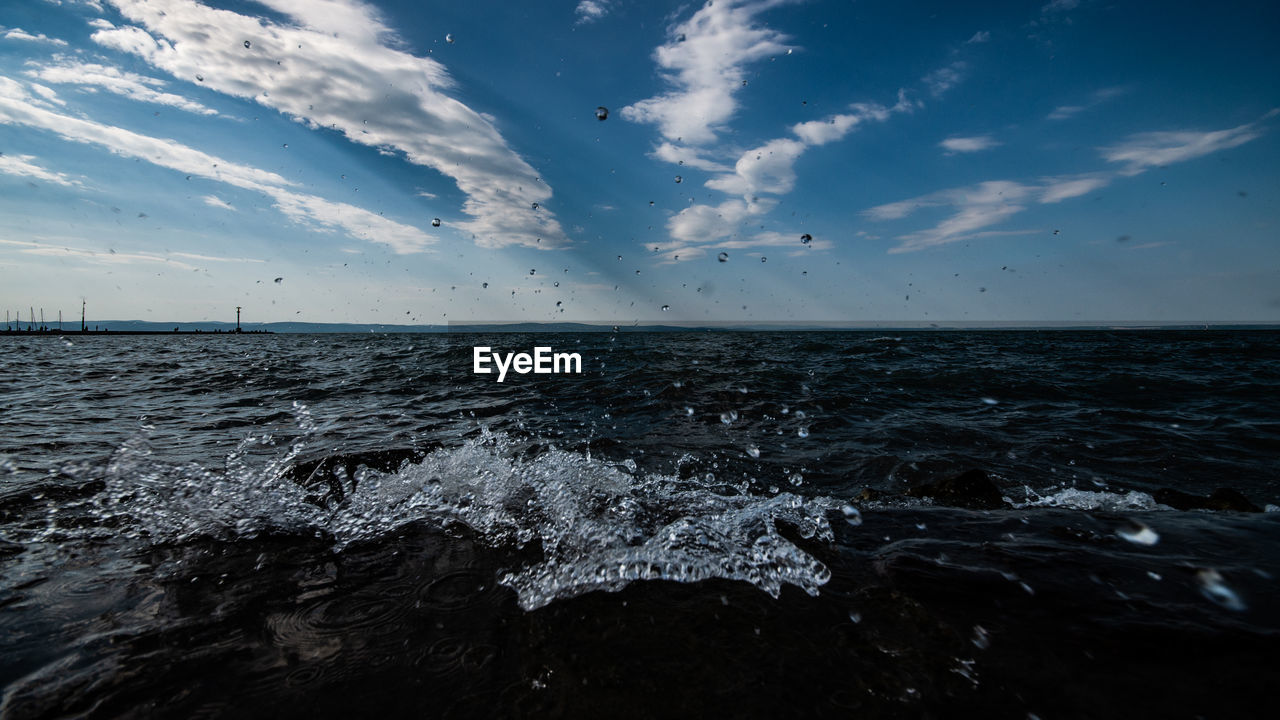 IDYLLIC SHOT OF SEA AGAINST SKY