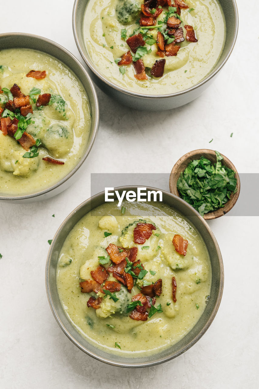 Potato and broccoli soup with bacon recipe