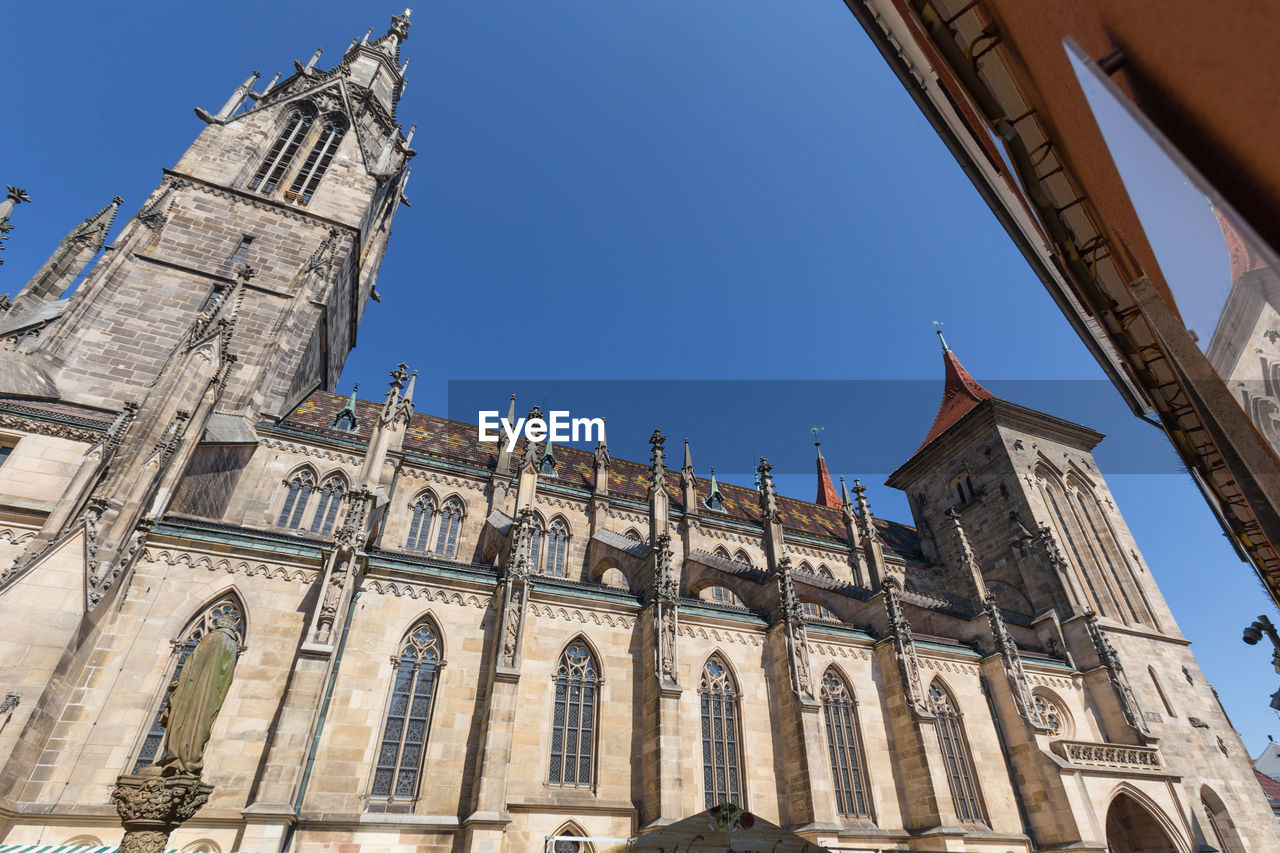 LOW ANGLE VIEW OF A BUILDING