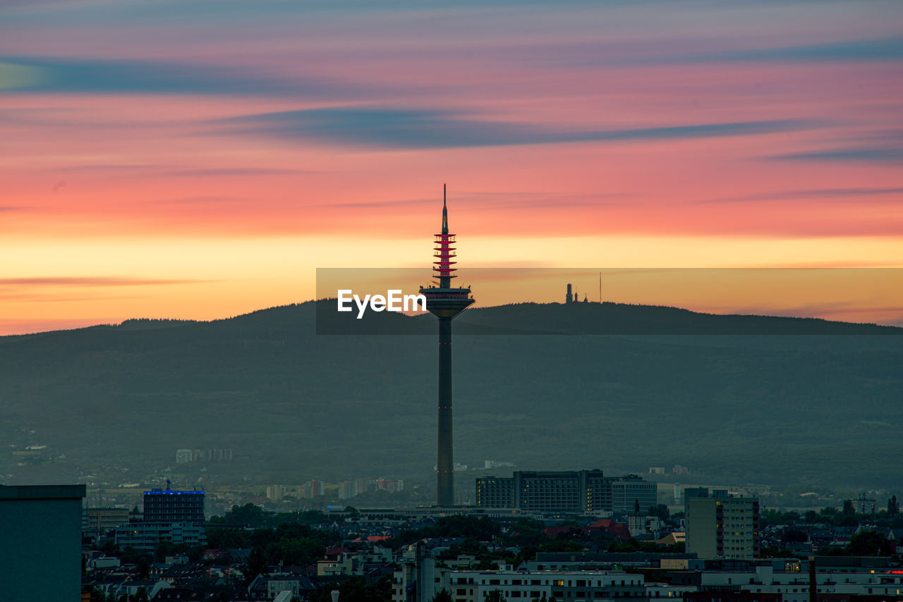 Frankfurts tv tower, in the sunset