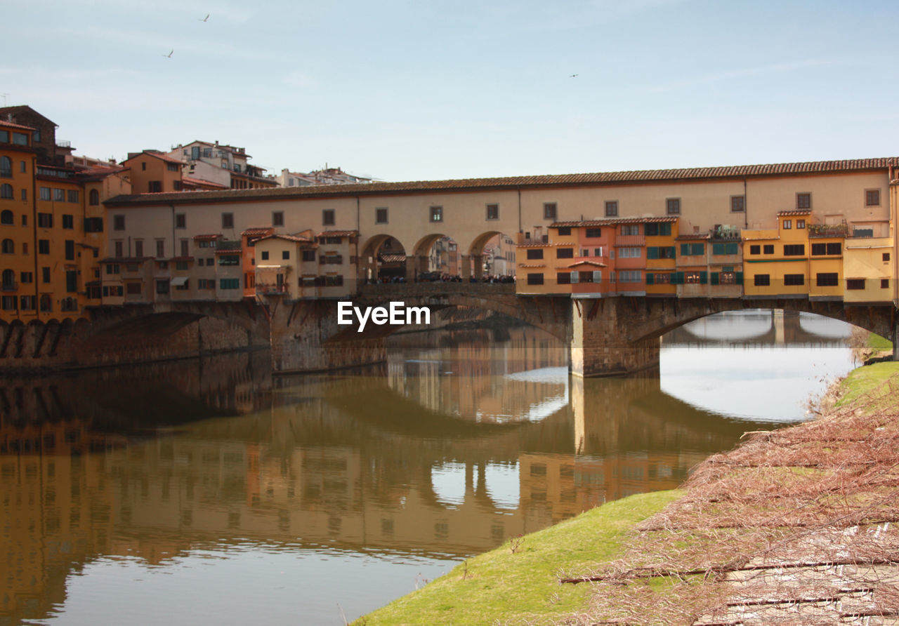 The canals of the city of florence on the arno
