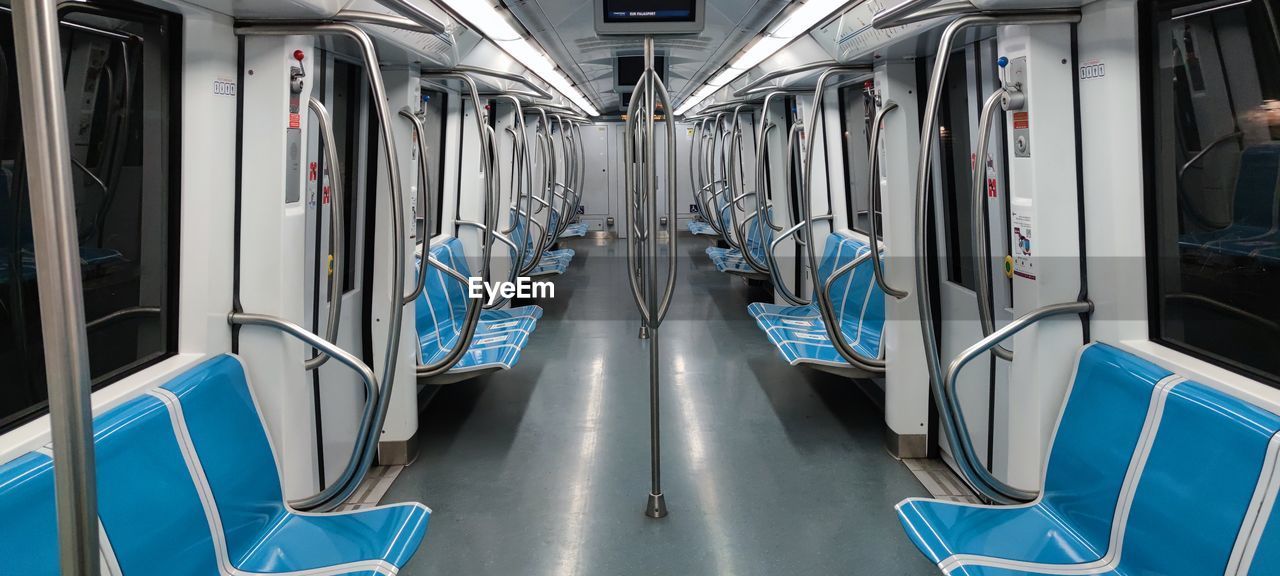 VIEW OF TRAIN IN SUBWAY STATION