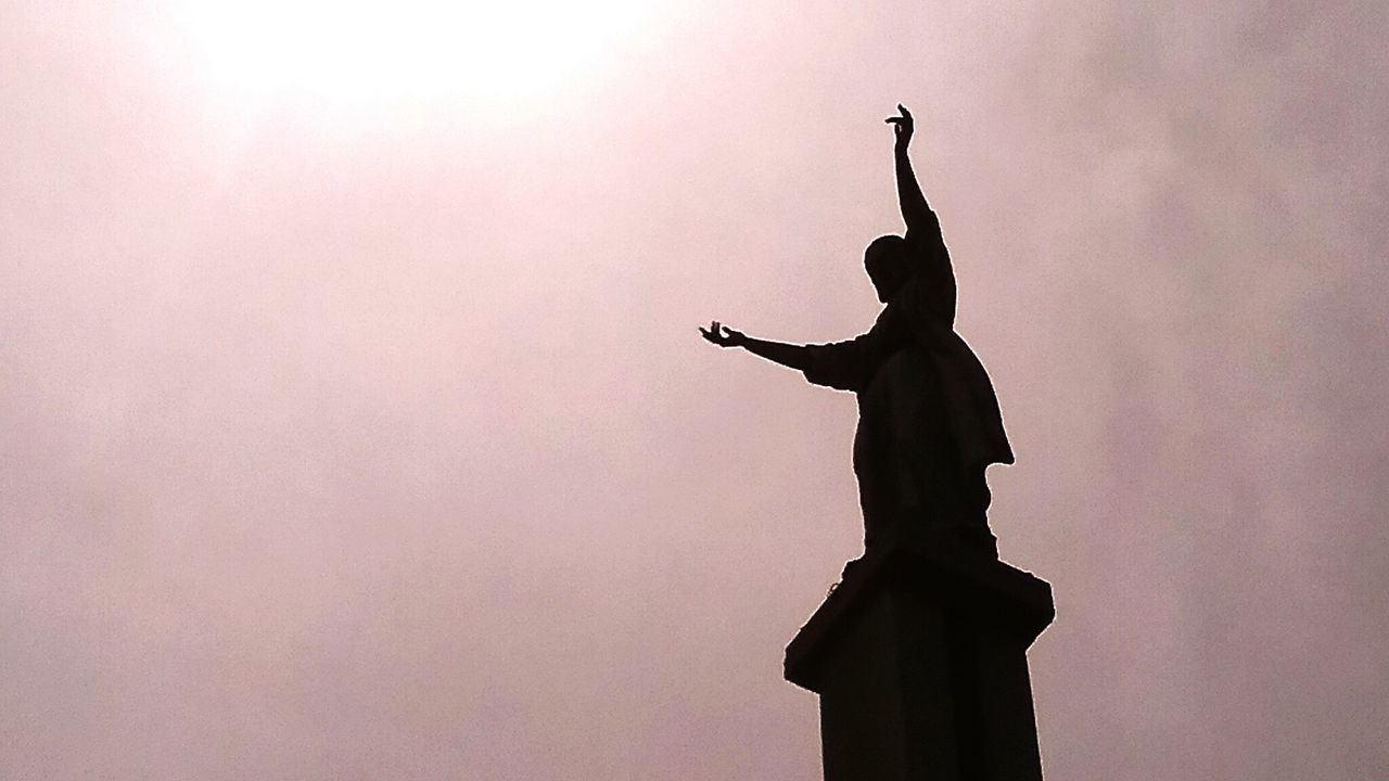 LOW ANGLE VIEW OF STATUE OF LIBERTY