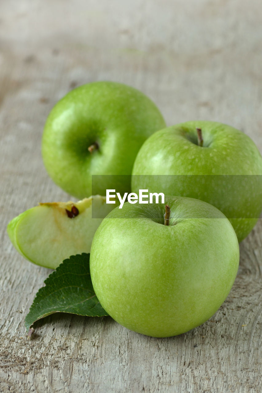 CLOSE-UP OF FRUITS ON TABLE