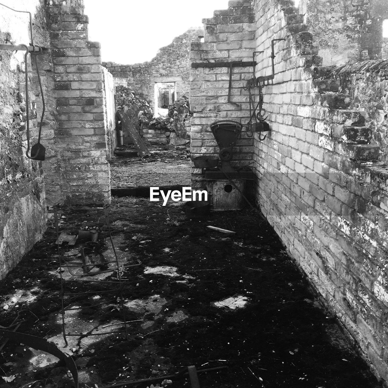 architecture, built structure, history, ruins, building exterior, the past, building, old ruin, black and white, old, ancient, ancient history, nature, no people, day, monochrome photography, wall, monochrome, damaged, wall - building feature, travel destinations, abandoned, outdoors, ancient civilization, ruined, sky, travel, stone material, rundown, weathered, religion, temple - building, city
