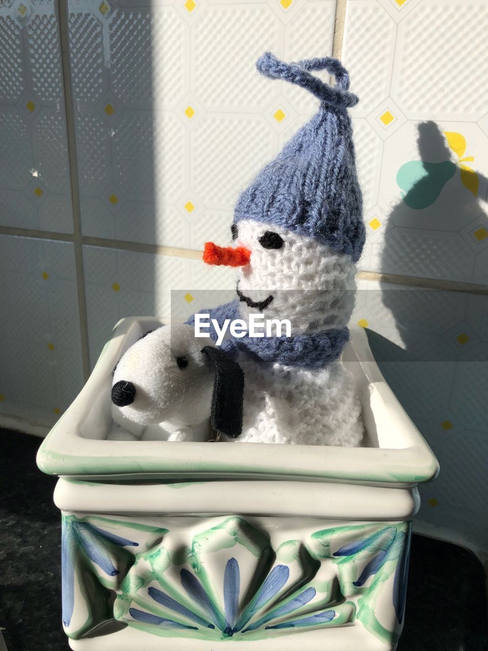 STUFFED TOY IN CONTAINER