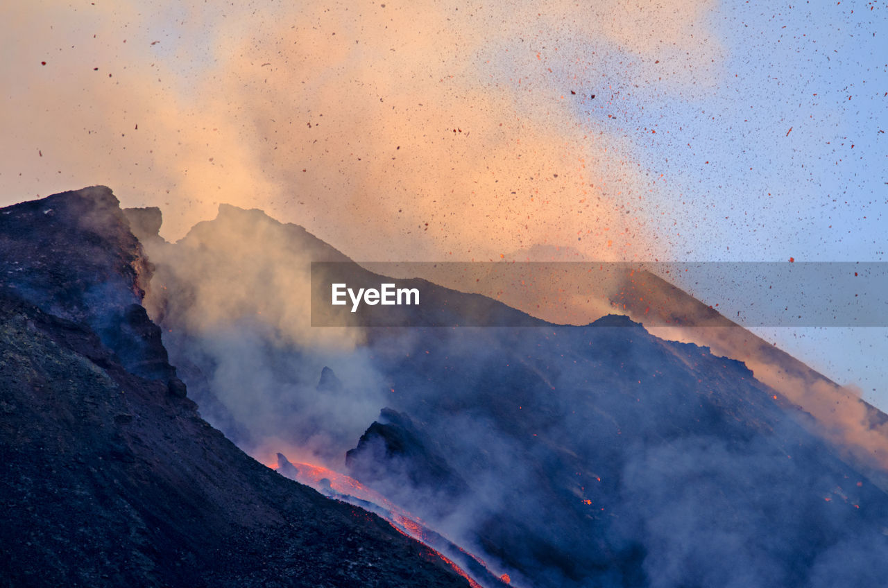 Paroxysmal activity of south-east crater, etna
