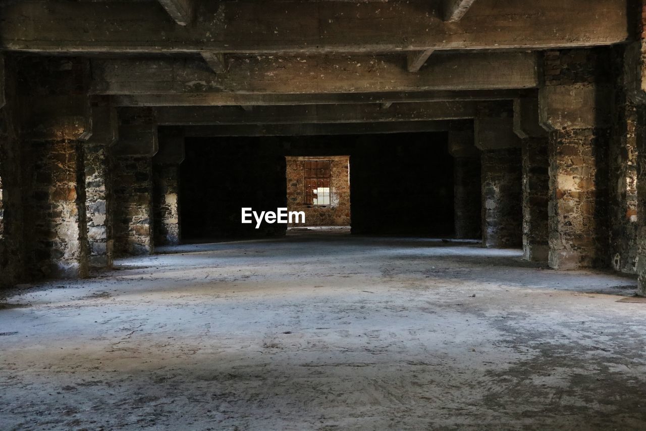 INTERIOR OF ABANDONED BUILDING