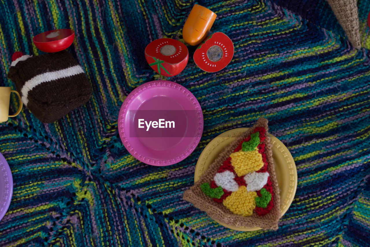 HIGH ANGLE VIEW OF VARIOUS FOOD ON TABLE