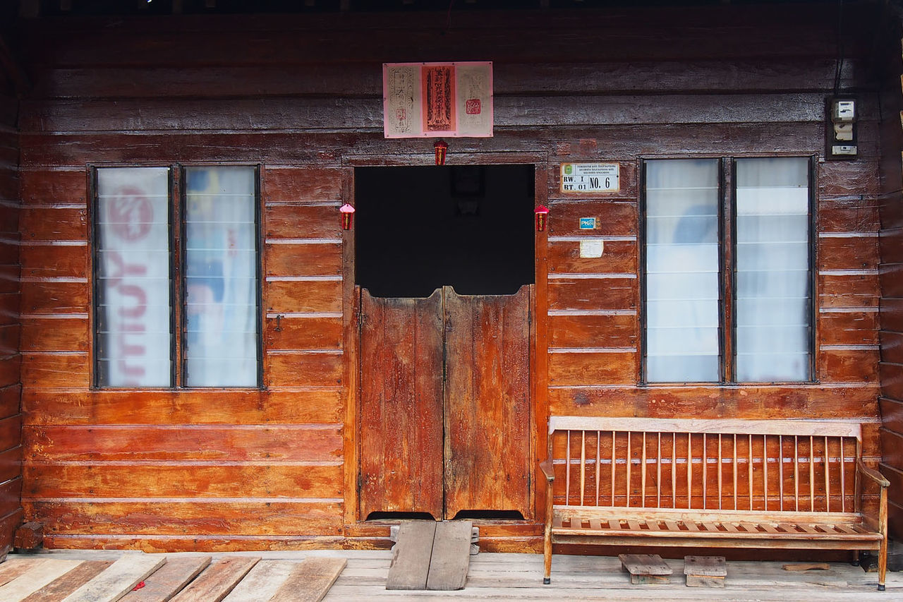 OLD WOODEN DOOR