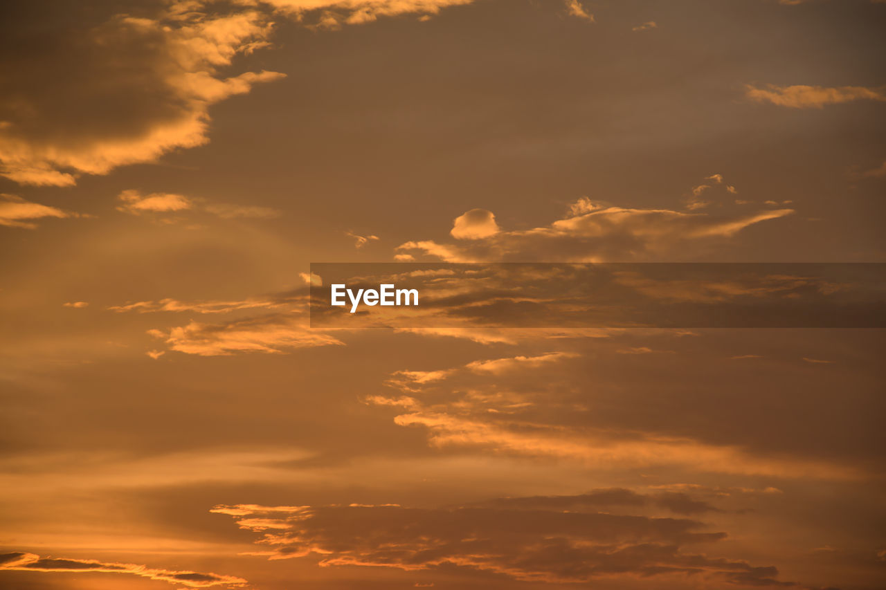 LOW ANGLE VIEW OF DRAMATIC SKY DURING SUNSET