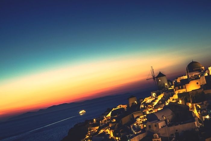 VIEW OF SEA AT SUNSET