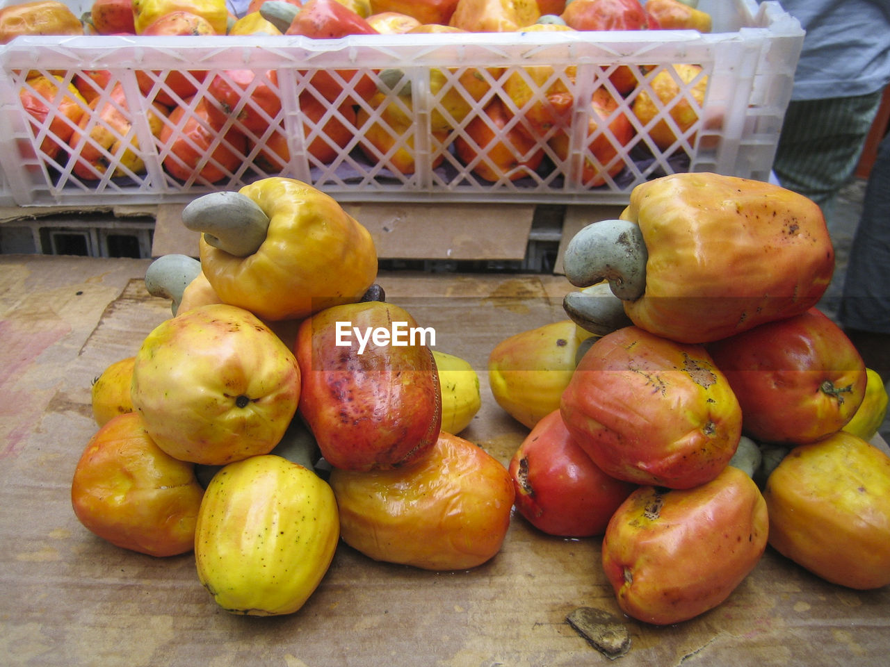 CLOSE-UP OF FRUITS ON TABLE