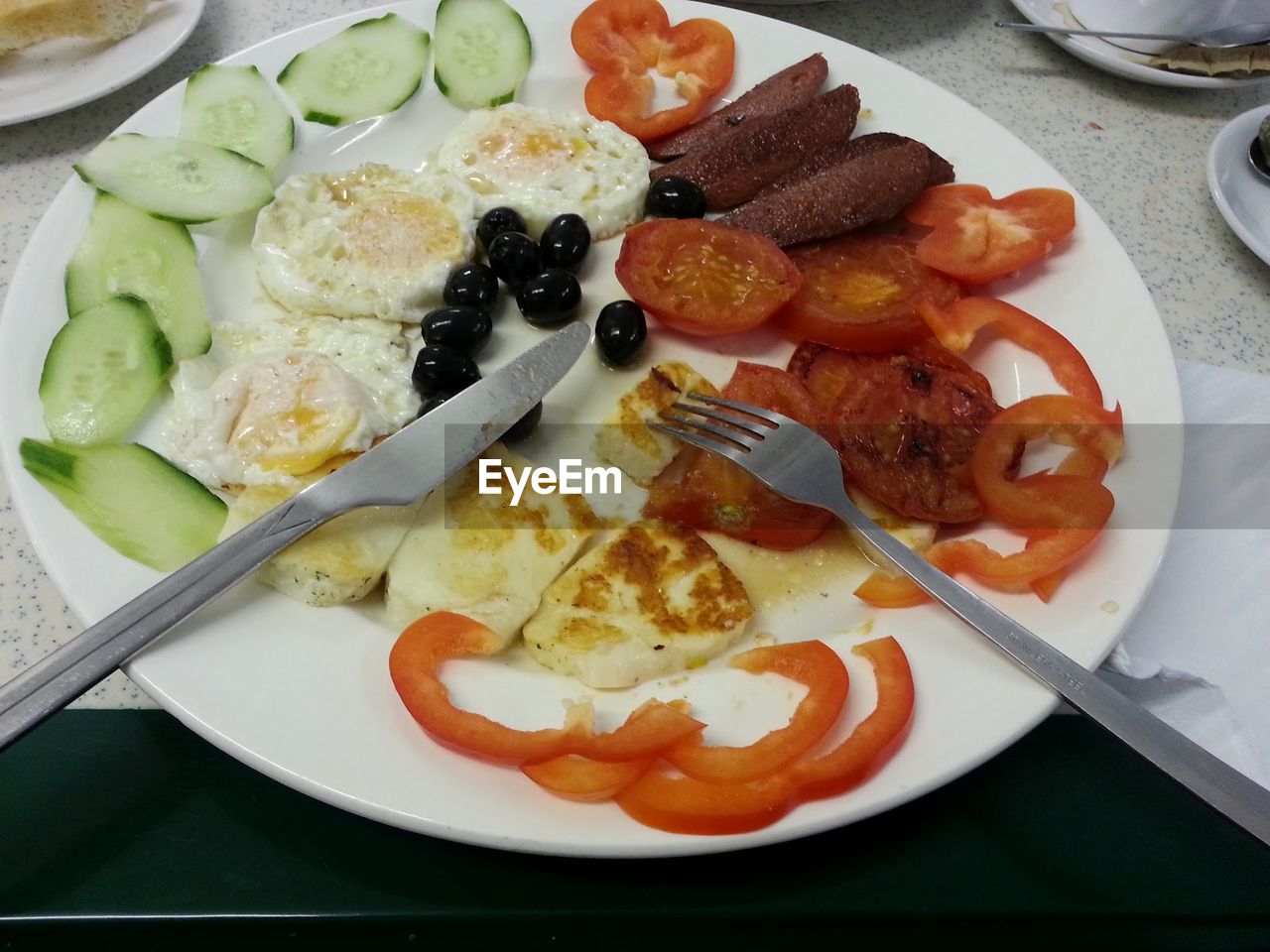 CLOSE-UP OF SERVED FOOD