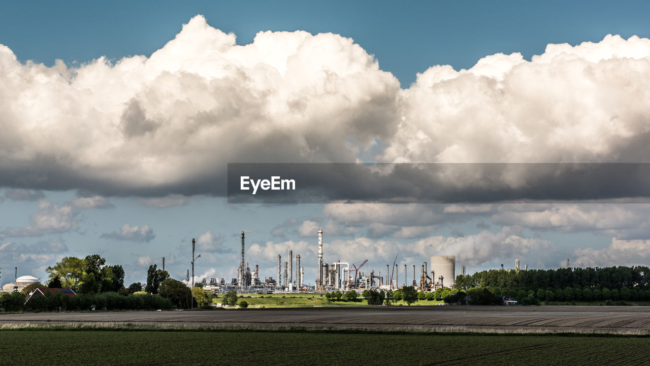 VIEW OF LANDSCAPE AGAINST CLOUDY SKY