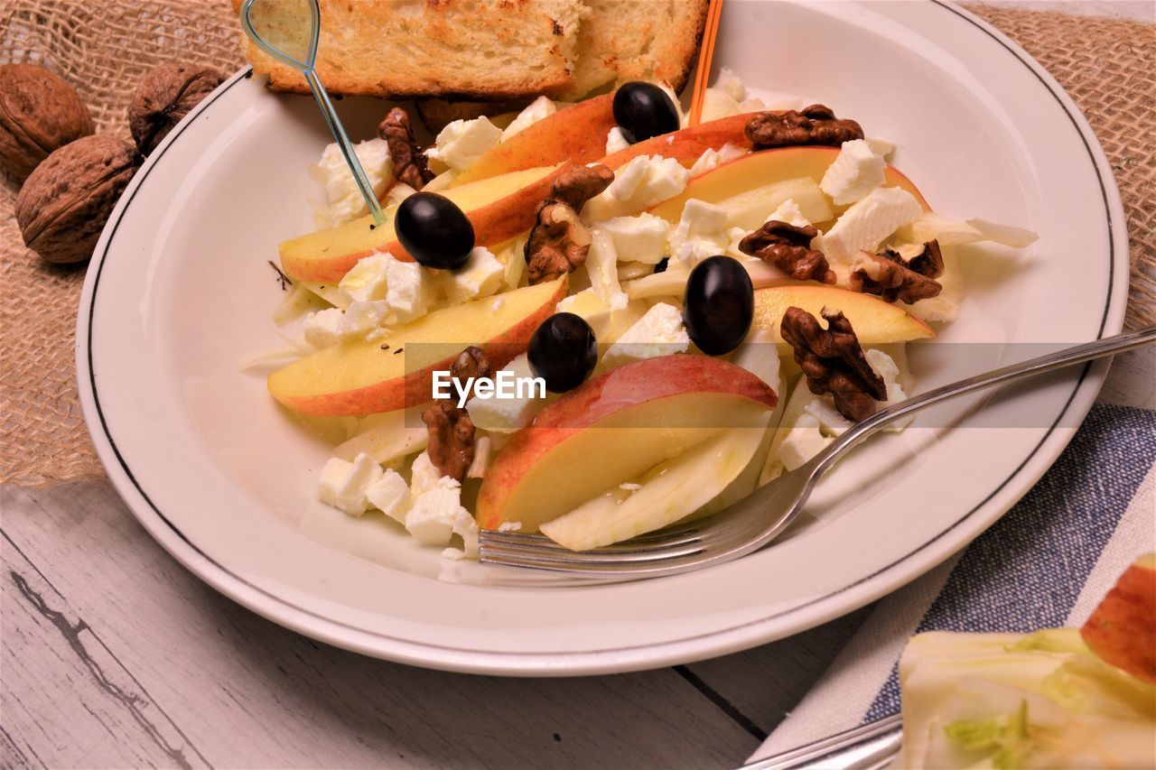 HIGH ANGLE VIEW OF DESSERT SERVED ON TABLE